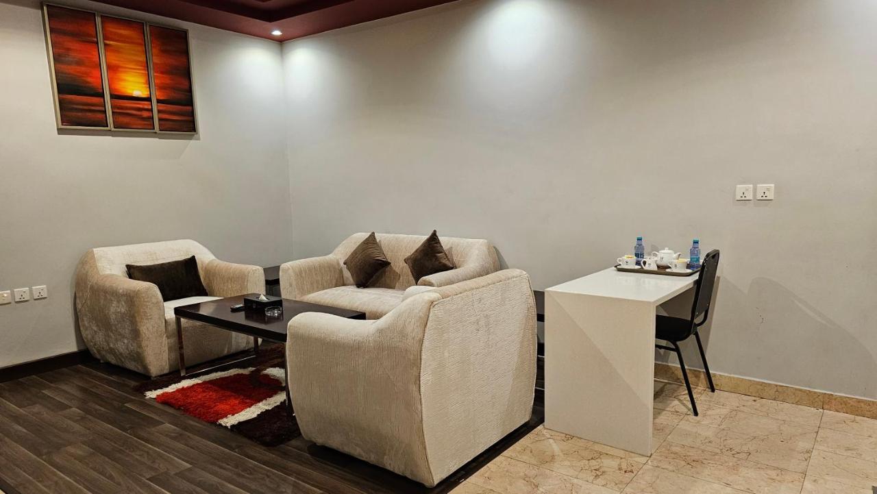 Raoum Inn Buraydah Ngoại thất bức ảnh