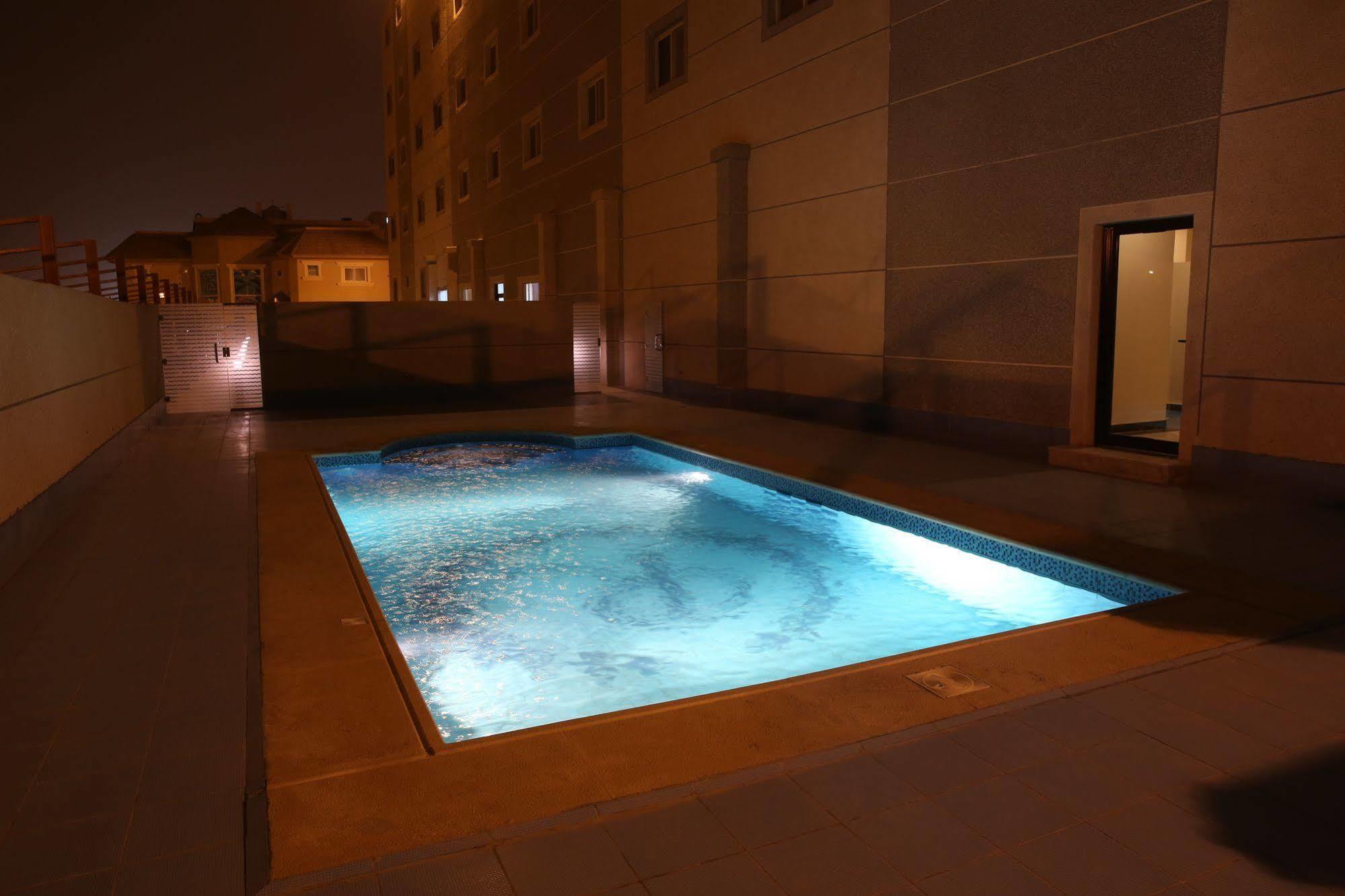 Raoum Inn Buraydah Ngoại thất bức ảnh